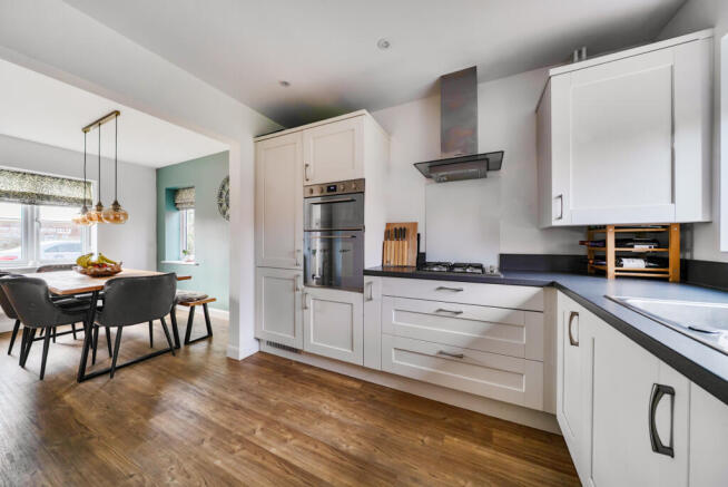 1417278-18-699886...