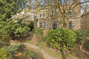 Flat 3, 10 Eldermere House, Grove Road, Ilkley LS29 9PE