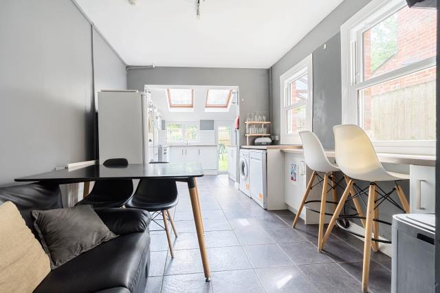 Kitchen/Breakfast Ro