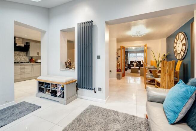 50 Claymar Drive, Newhall