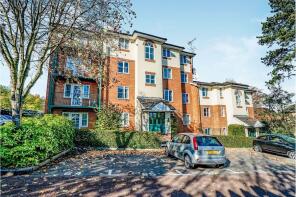 70, Alexandra Park, High Wycombe HP11 2HB