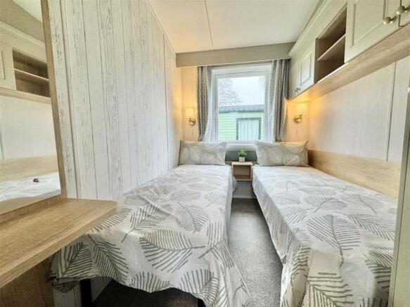 2 bed Not Specified for sale Image 7