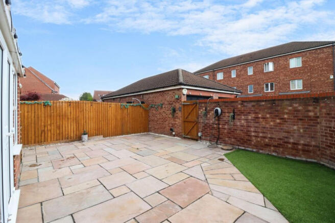 3 bed Detached for sale Image 8