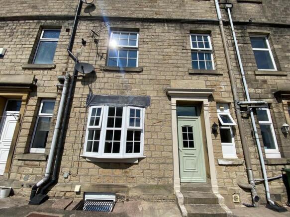 2 bed Terraced to rent Image 9