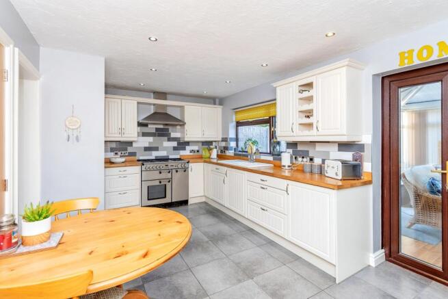 Dining Kitchen