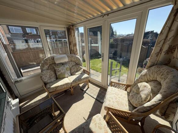 3 bed Semi-Detached for sale Image 10