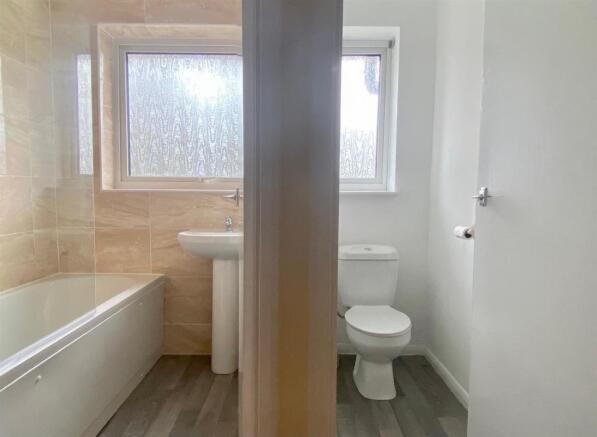 Bathroom & WC.jpg