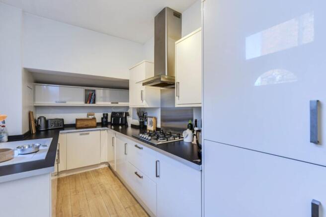 3 bed Terraced for sale Image 5