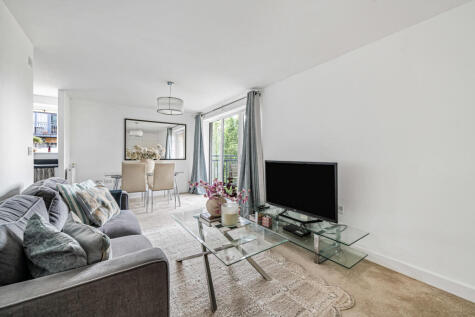 Watson Place, London, SE25
