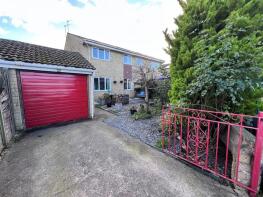 20, Fairybridge Walk, Gillingham SP8 4SE