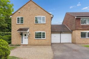 72, Seven Acres, Longfield DA3 8RW