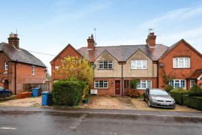 2, Southview Cottages, Newnham Road, Hook RG27 9LS