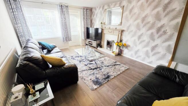 Sutton Drive, Droylsden photo 4