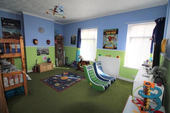 Photo 18