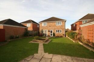 Rear Garden Photo 2