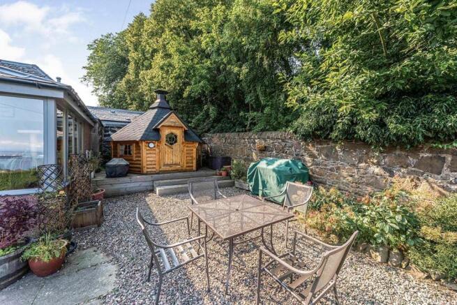 Barbeque House