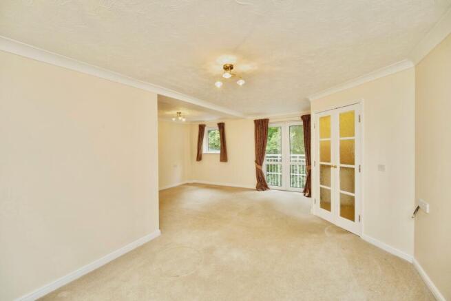 1 bed Apartment for sale Image 2