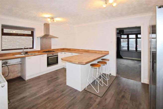 Fitted Kitchen / Diner