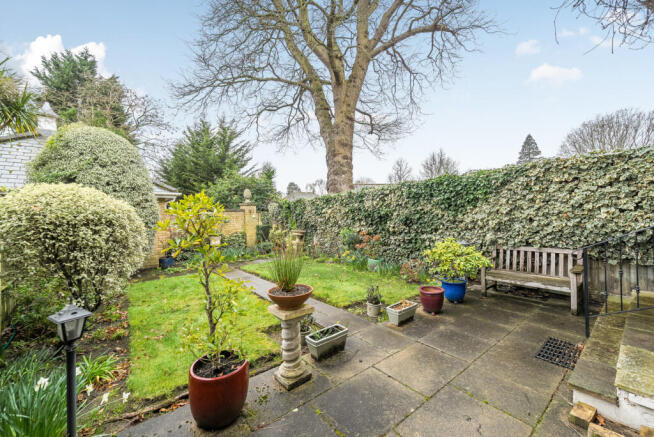 1419228-1-69a1703...