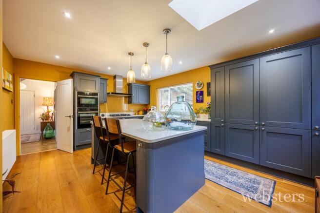 Kitchen / Breakfast Room