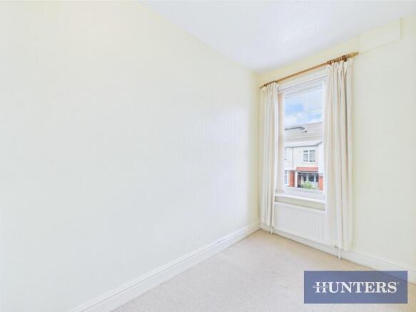 2 bed Apartment for sale Image 6