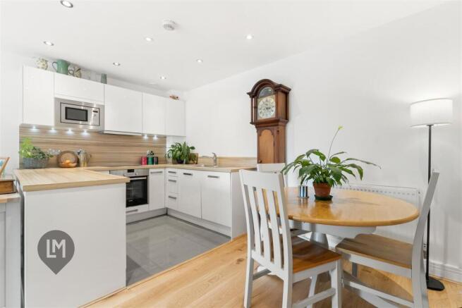 Living/dining/kitchen