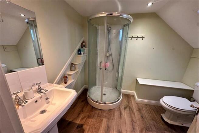 2 bed Flat for sale Image 10