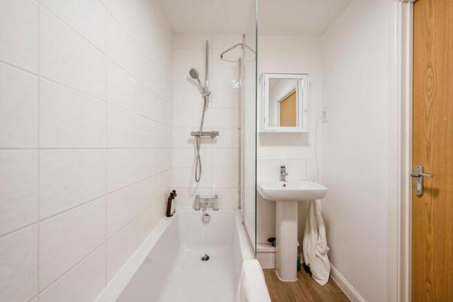 1 bed Flat for sale Image 9