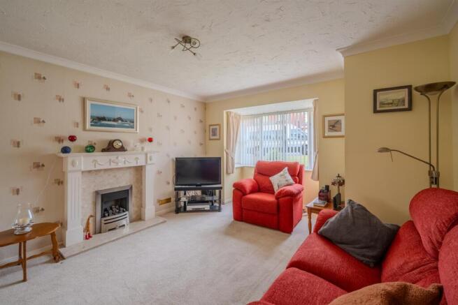 34 Birch Grove-14.jpg