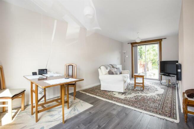 51 Brock St North 5.jpg
