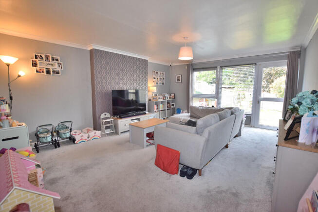 3 bed Semi-Detached for sale Image 4