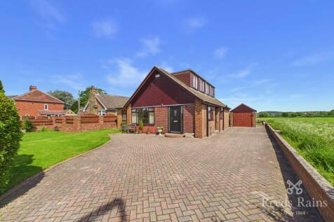 Lower Mickletown, Methley, Leeds, West Yorkshire, LS26