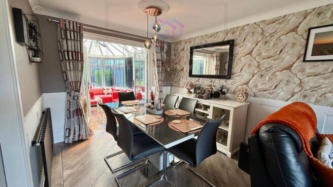 4 bed Semi-Detached for sale Image 7
