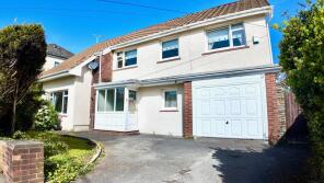 Foin Avon, Sunnybank Road, Blackwood NP12 1HT