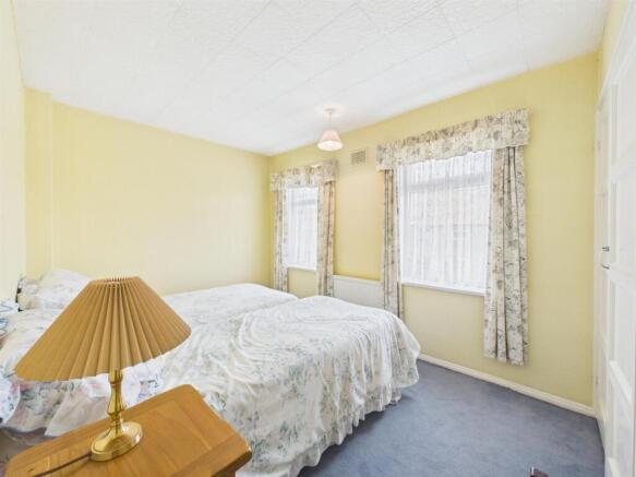 3 bed Semi-Detached for sale Image 6