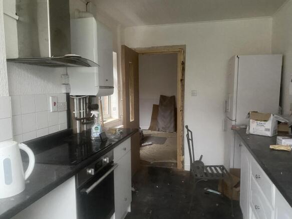 3 bed Terraced for sale Image 6