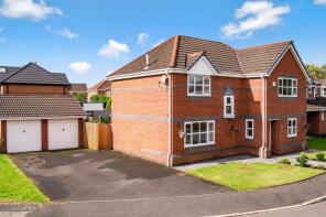 8, Kingston Close, Bury BL8 2EN