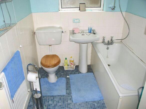 Bathroom off Bedroom