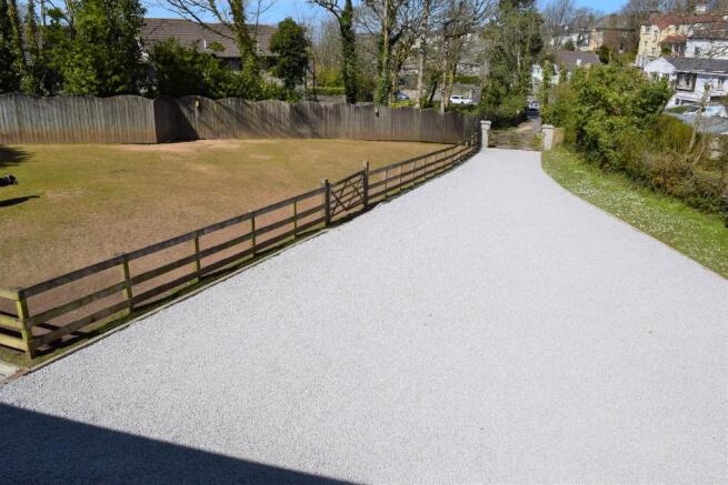 Driveway Parking