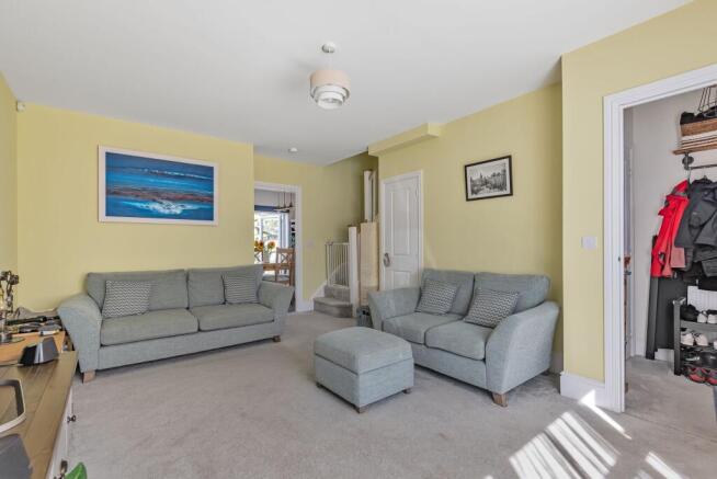 3 bed End of Terrace to rent Image 8