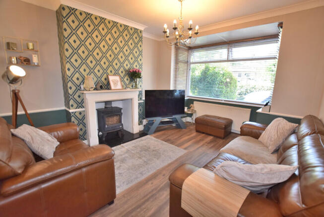 3 bed Semi-Detached for sale Image 4