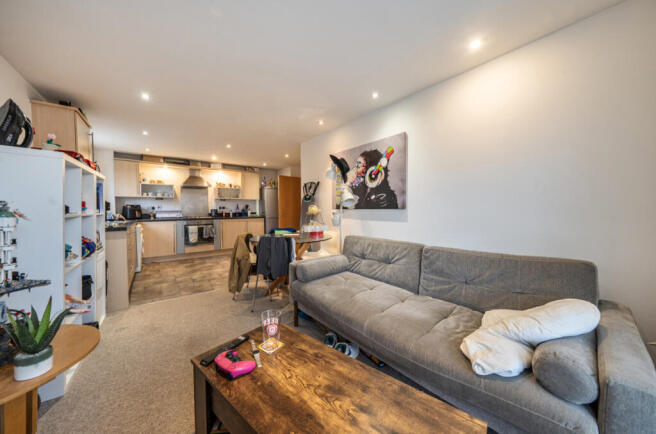 1416153-9-6995d22...