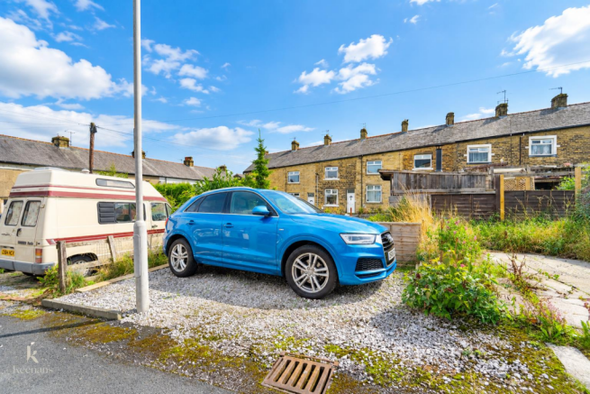 2 bed Terraced for sale Image 6