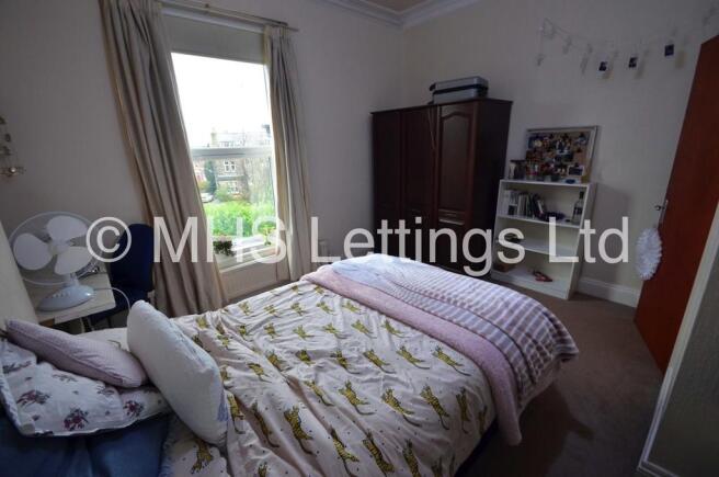 7 bed Terraced to rent Image 5