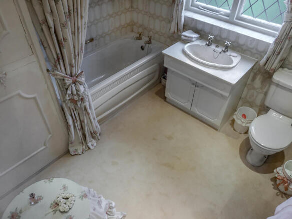 Photo 10
