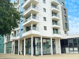 Flat 11, Sapphire Court, Ocean Way, Southampton SO14 3JW