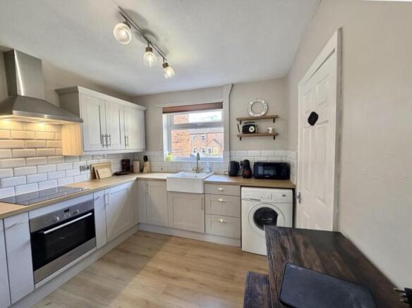 2 bed Terraced for sale Image 4