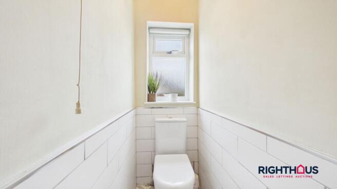 3 bed Semi-Detached to rent Image 8