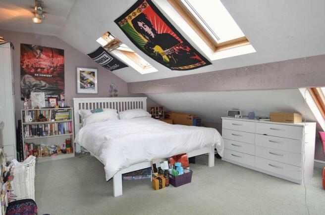 BEDROOM 1 - LO...