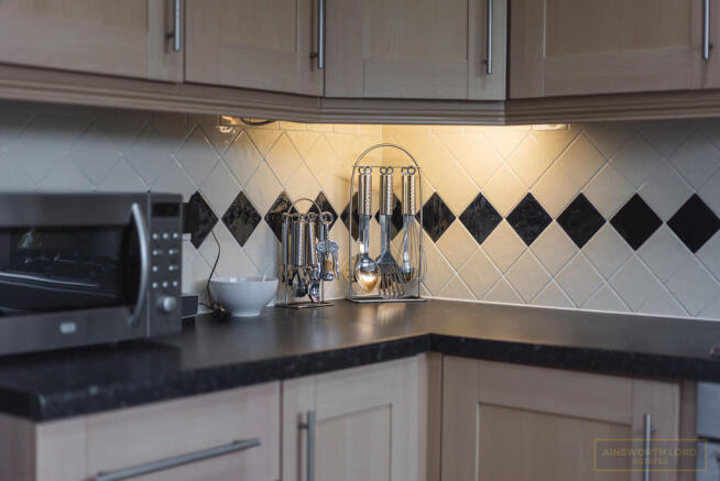 KITCHEN DETAILS